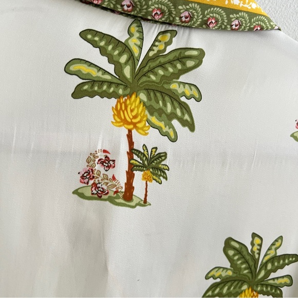 Maison d'Amelie Paris Palm Blouse Top Button Long Sleeve Tropical MEDIUM NWOT - Picture 3 of 8